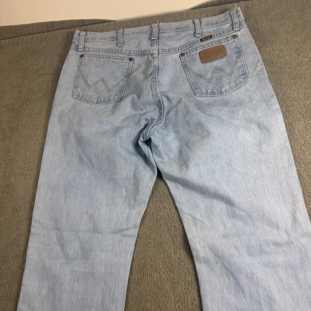 Wrangler Cowboy Cut Light Wash Straight Leg Denim Jeans 35x36 4020GH